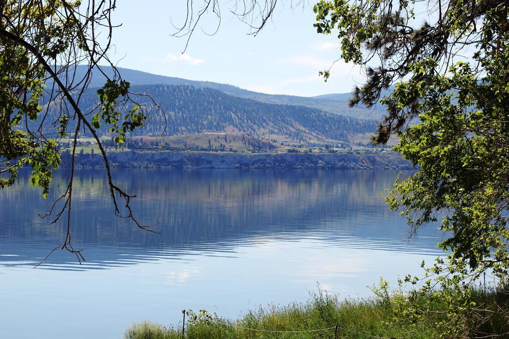 Sunshine And Wine Loft Hotel Penticton Exterior foto